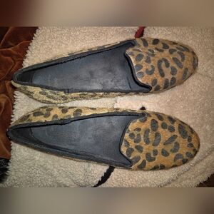Gap NWOB Women's 8 Leopard Faux Calf Hair Slip On Flats Shoes